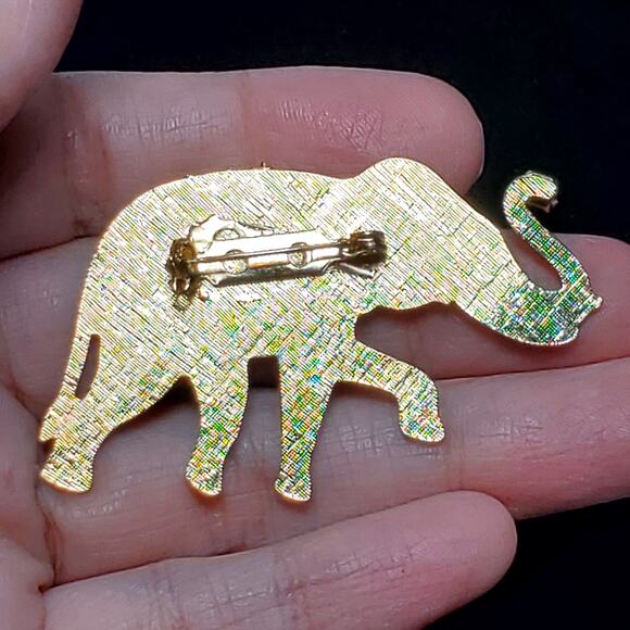 Elephant Trunk Up Clear Rhinestone Gold Tone Brooch Unsigned 1.5" Vtg Animalcore - Picture 2 of 5